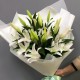 Букет из 11 белых лилий купить с доставкой в Санкт-Петербурге